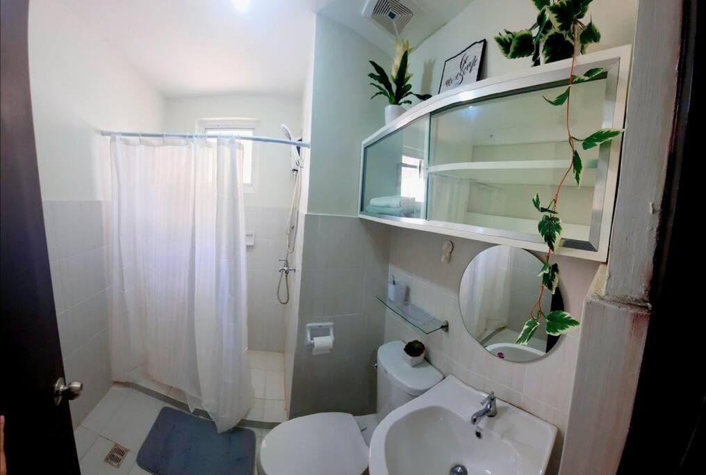 Mesaverte Deluxe Studio With Balcony Cagayan de Oro Esterno foto